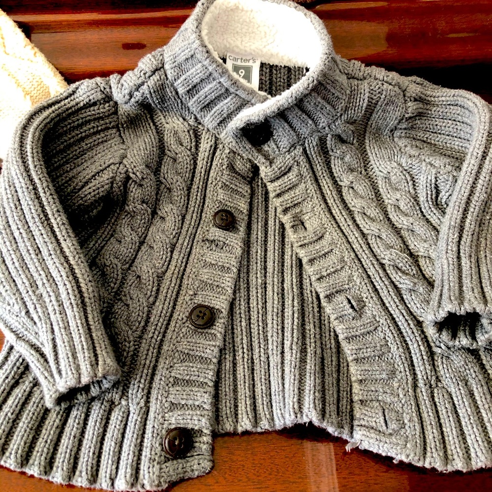 9m Carter’s Kids Grey Sweater w/White Fleece Colar